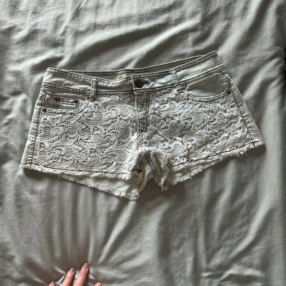1st Kiss Jean shorts Size 11 with incredible lace detail!
